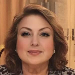 Meet your Posher, Ella